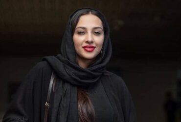 عکس/ کویر نوردی آناهیتا درگاه با تیپی خاص!