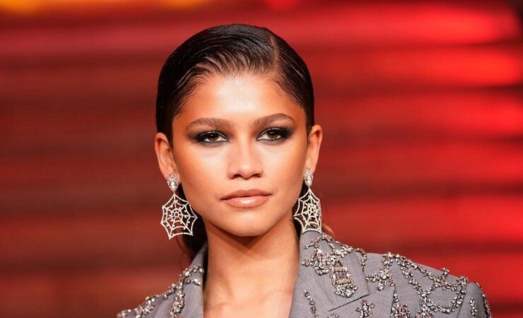 حضور غافلگیر کننده بازیگر زن در جشنواره موسیقی! حضور غافلگیر کننده بازیگر زن در جشنواره موسیقی!