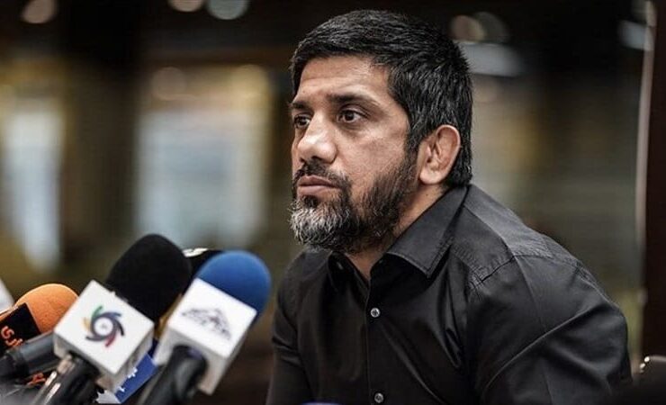 ویدئو/ مجری اخراجی تلویزیون علیرضا دبیر را تا سیم آخر صدا زد ویدئو/ مجری اخراجی تلویزیون علیرضا دبیر را تا سیم آخر صدا زد