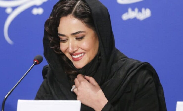 عکس/ پریناز ایزدیار با ظاهری جدید در جمع! عکس/ پریناز ایزدیار با ظاهری جدید در جمع!