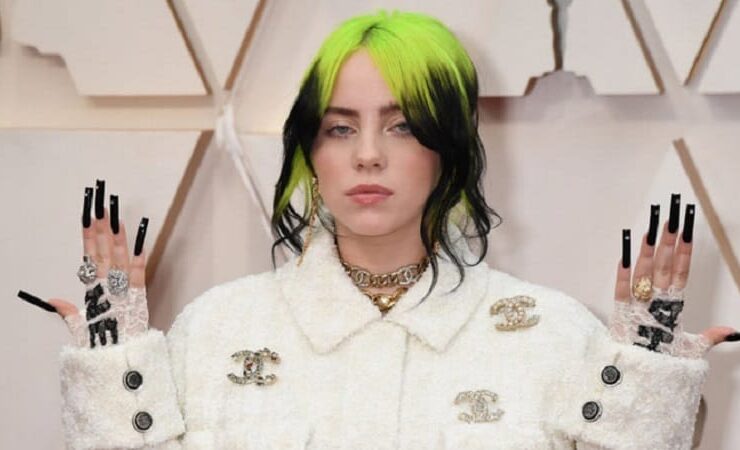 تصاویر/ وقتی بیلی آیلیش بازیگر بی خیال نیست! تصاویر/ وقتی بیلی آیلیش بازیگر بی خیال نیست!