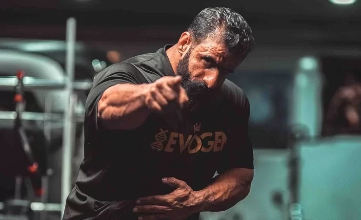 عکس/ هادی چوپان با این داستان تسلط خود را به زبان انگلیسی به رخ کشید عکس/ هادی چوپان با این داستان تسلط خود را به زبان انگلیسی به رخ کشید