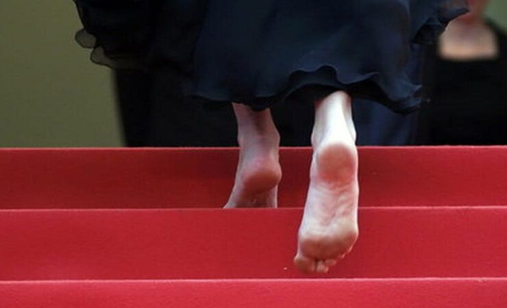 تصاویر/ مصائب بازیگران زن با ناخوشایندترین لباس های ممکن! تصاویر/ مصائب بازیگران زن با ناخوشایندترین لباس های ممکن!