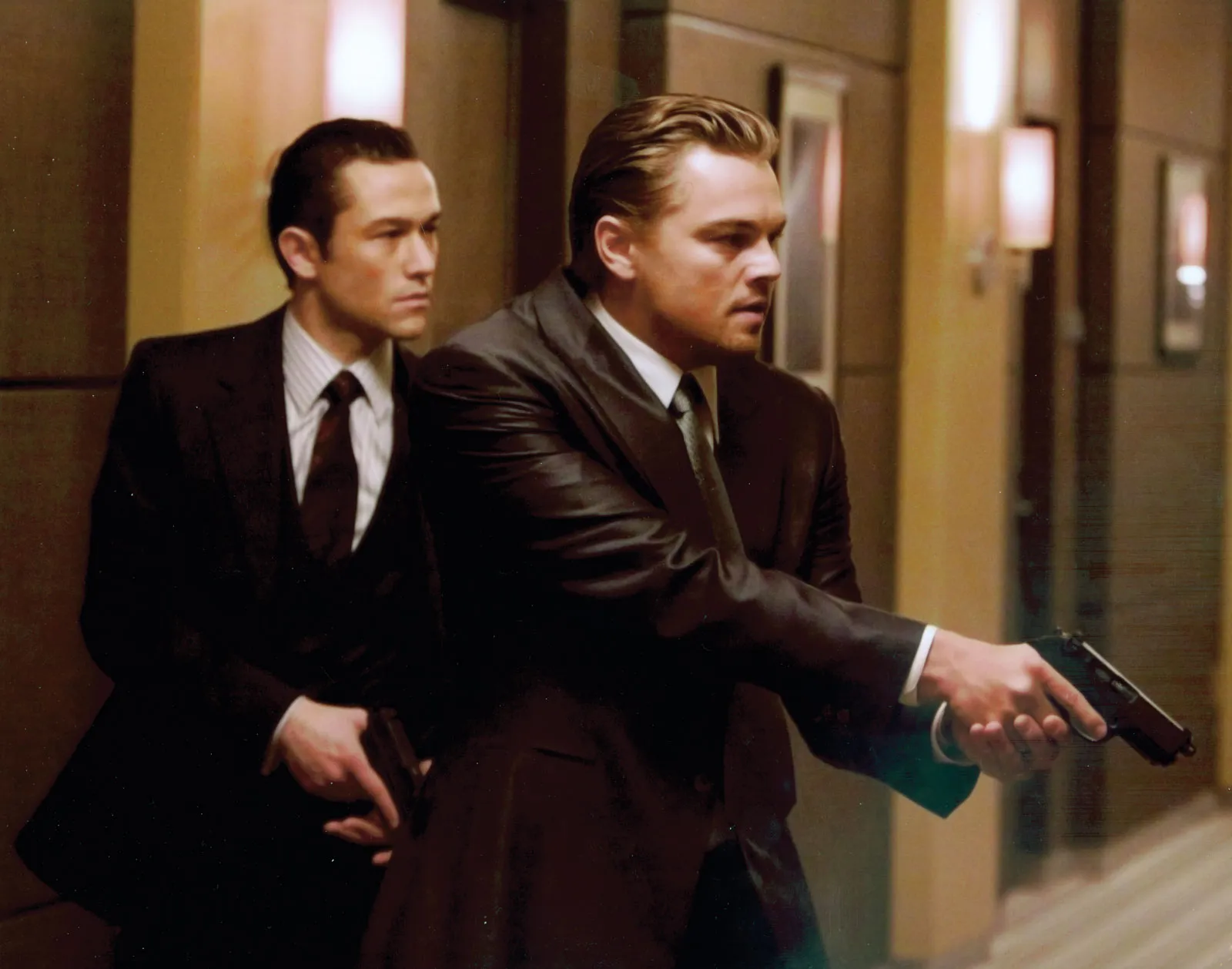 فیلم تلقین یا اینسپشن INCEPTION