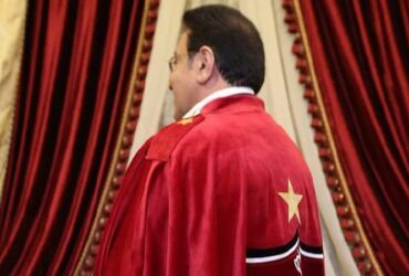 عکس شوکه کننده از پولدارترین هوادار پرسپولیس