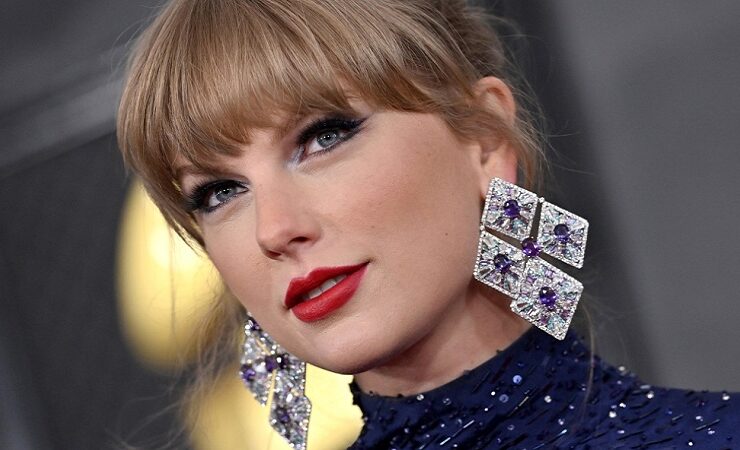 “تیلور سویفت” خانم خواننده دست از سر پسرهای انگلیسی برداشت! – بازیگرها “تیلور سویفت” خانم خواننده دست از سر پسرهای انگلیسی برداشت! – بازیگرها