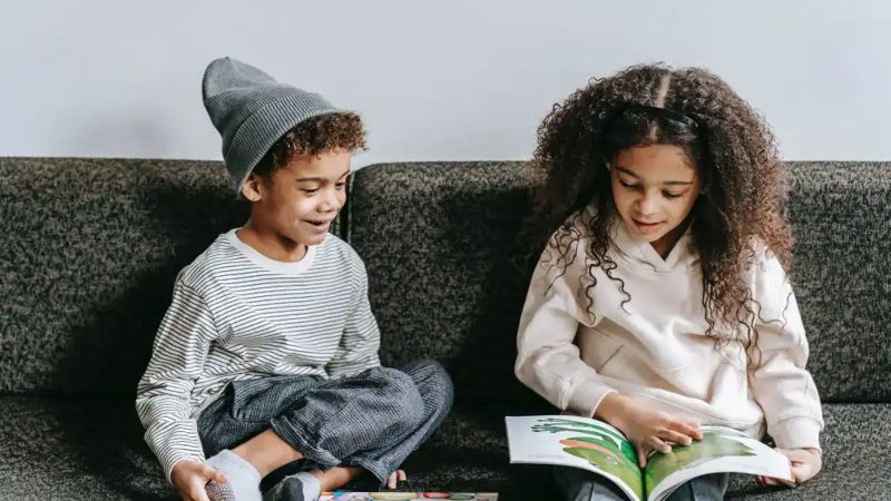 Reduzca el estrés y aumente la relajación leyendo libros para el niño