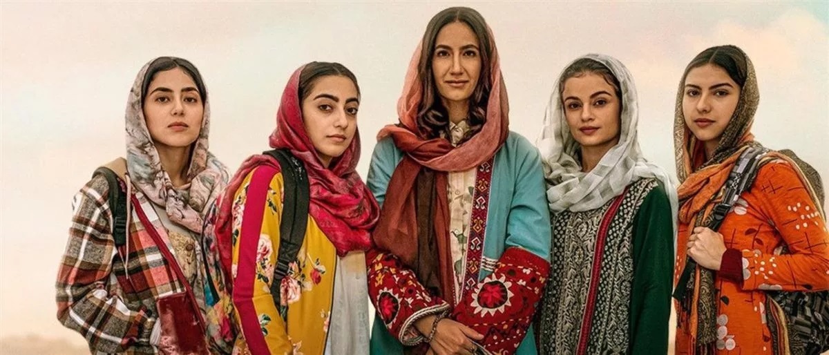 انتقاد از “قانون شکن”: داستان اولین تیم روباتیک بانوان افغانستان