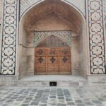 بحث و جدال سری جدید Narges Abyar در یک مسجد تاریخی!