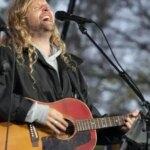 سیتی کلیسای مونترال را به دلیل میزبانی از خواننده وابسته به MAGA، شان فوشت جریمه کرد | globalnews.ca