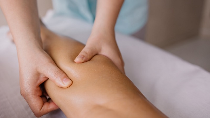 لغزش آرنج روی تروکانتر بزرگتر.