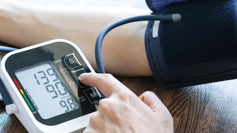 سهولت در استفاده از دستگاه فشارسنج