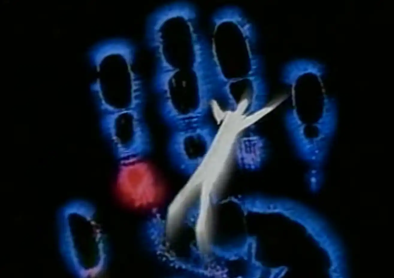 1762880357 515 از روی این تصاویر حدس بزنید چقدر عناوین معروف ترین.webp