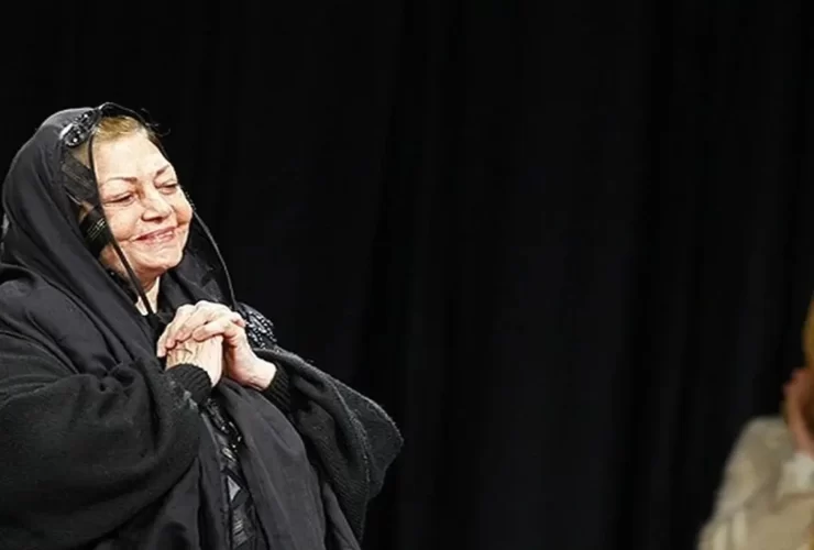 شما چهره نوه نادرا خیرآبادی را با مادربزرگش اشتباه گرفتید + عکس باورنکردنی شما چهره نوه نادرا خیرآبادی را با مادربزرگش اشتباه گرفتید + عکس باورنکردنی