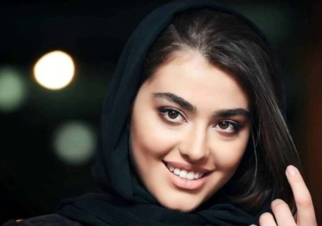 این دختر واقعا همان ریحانه پارسا در دوران کودکی است + عکس