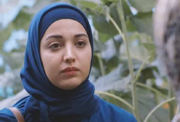 چهره زمین تا آسمان فرق دارد روشنک گرامی با چادر + عکس چهره زمین تا آسمان فرق دارد روشنک گرامی با چادر + عکس
