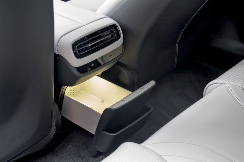 1765139902 829 خودروی شیائومی SU7 Max، رویا یا واقعیت؟ ناگهان، جهش از.webp