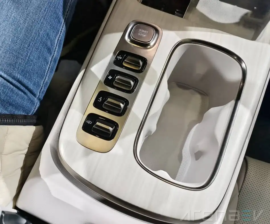 1765139902 965 خودروی شیائومی SU7 Max، رویا یا واقعیت؟ ناگهان، جهش از.webp