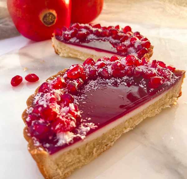 بهترین انتخابها برای دسر و شام شب یلدا 🍉 3 1765801969 731 بهترین انتخابها برای دسر و شام شب یلدا