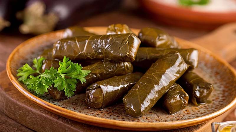 بهترین انتخابها برای دسر و شام شب یلدا 🍉 10 دلمه برای شب یلدا