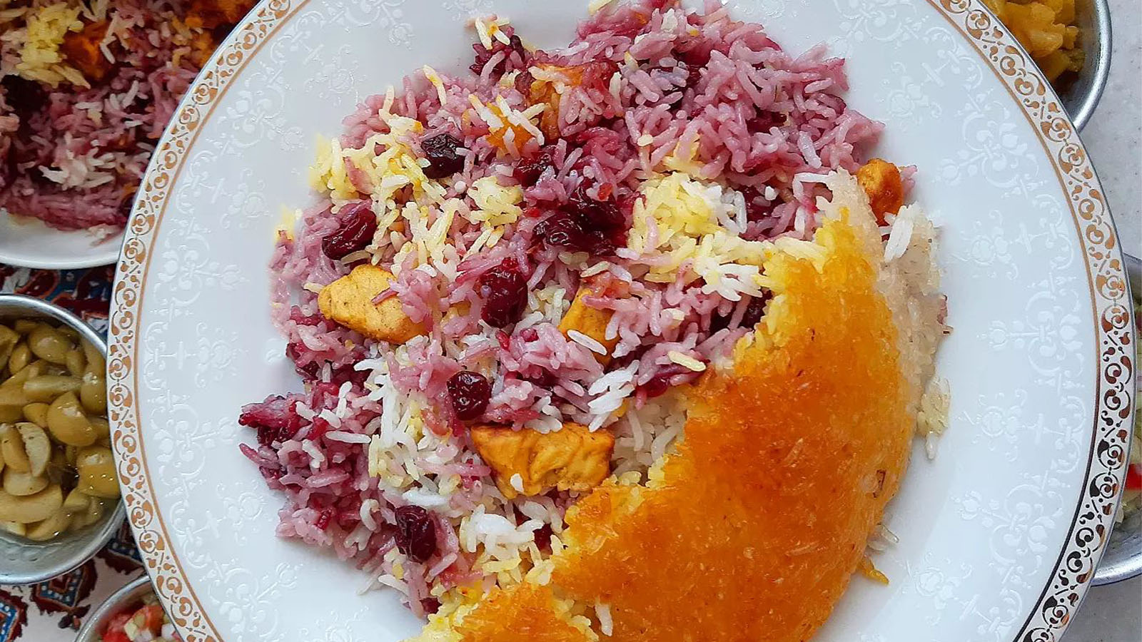 طرز تهیه آلبالو پلو (با مرغ و گوشت قلقلی) 2 طرز تهیه آلبالو پلو ساده