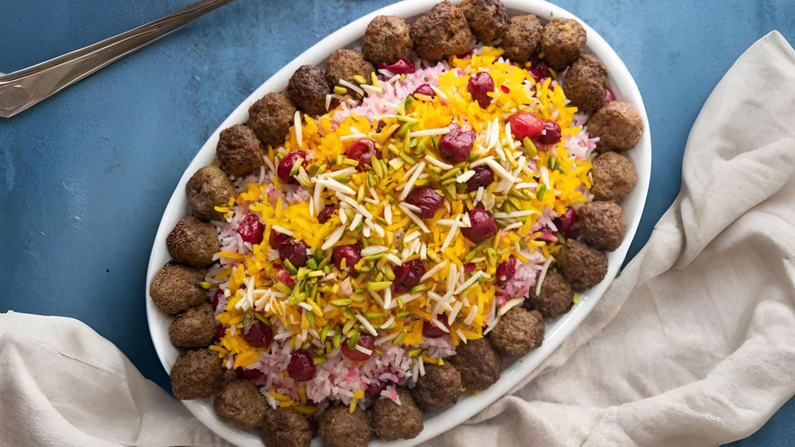 طرز تهیه آلبالو پلو (با مرغ و گوشت قلقلی) 1 طرز تهیه آلبالو پلو برای 4 نفر