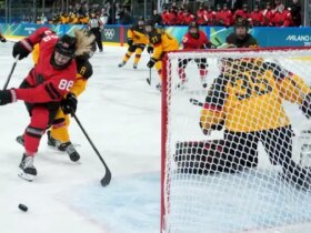 کانادا به نیمه نهایی هاکی زنان رسید – ملی | globalnews.ca کانادا به نیمه نهایی هاکی زنان رسید – ملی | globalnews.ca