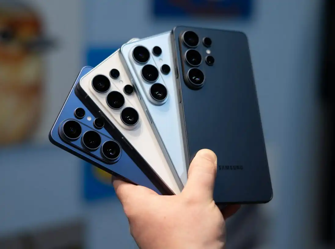 گلکسی اس 26 اولترا (Galaxy S26 Ultra)؛ بازگشت مقتدرانه سامسونگ با نمایشگر حریم خصوصی و جادوی هوش مصنوعی | بازیگرها 6 1772054444 187 گلکسی اس 26 اولترا Galaxy S26 Ultra؛ بازگشت مقتدرانه سامسونگ.webp